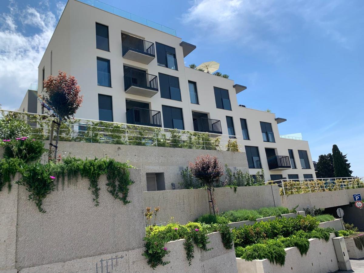 New Luxury Apartment With Private Heated Pool And Amazing Terrace With Seaview Сплит Экстерьер фото