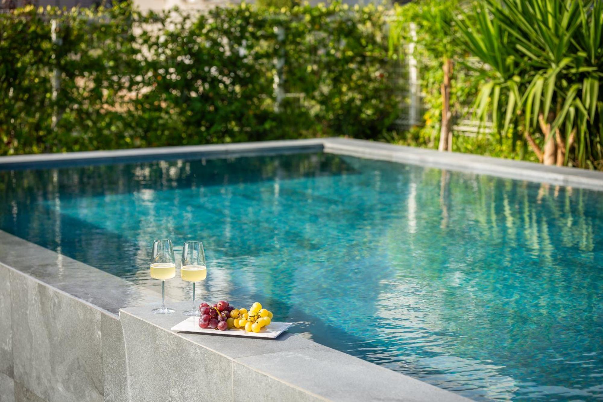 New Luxury Apartment With Private Heated Pool And Amazing Terrace With Seaview Сплит Экстерьер фото