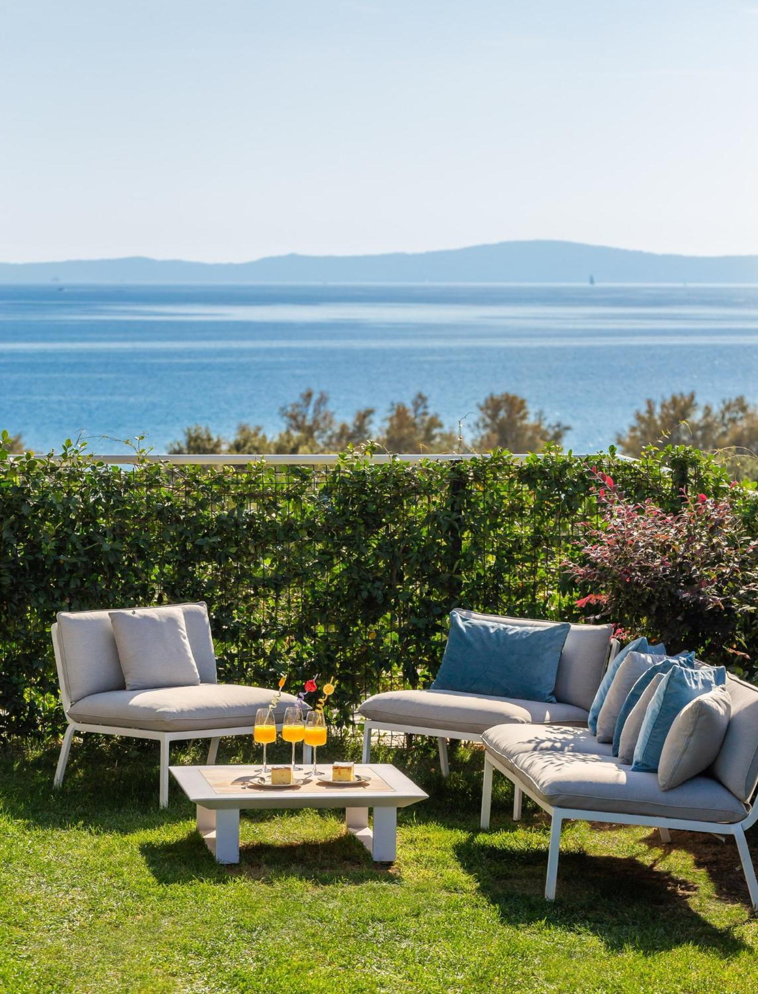 New Luxury Apartment With Private Heated Pool And Amazing Terrace With Seaview Сплит Экстерьер фото