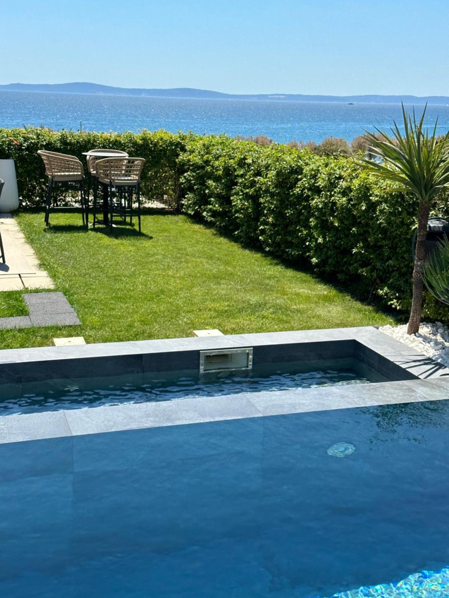 New Luxury Apartment With Private Heated Pool And Amazing Terrace With Seaview Сплит Экстерьер фото